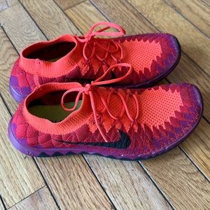 Nike Free Flyknit 3.0 size 7.5